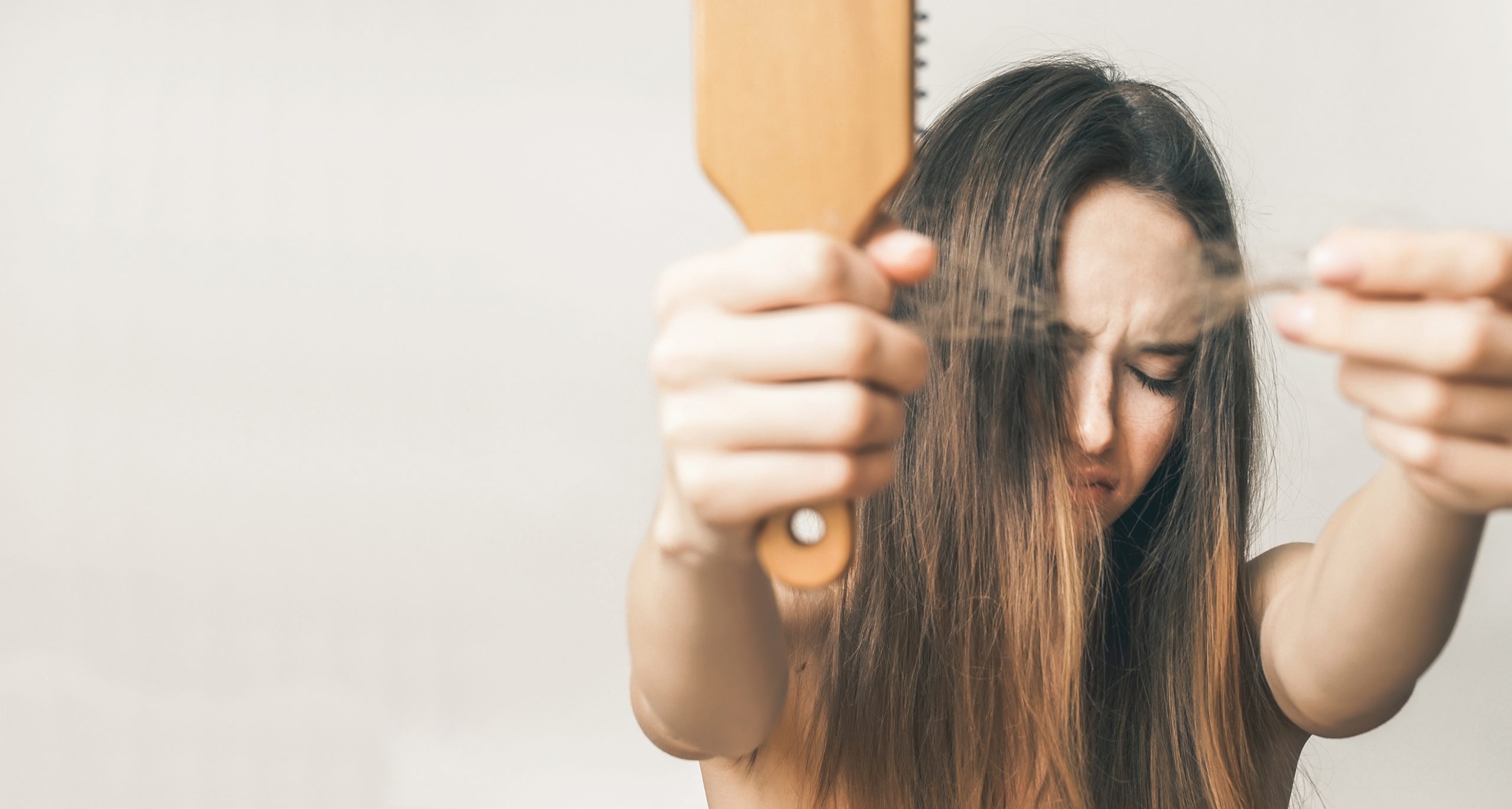 Tipps zum Erhalt gesunder Haare und zur Vorbeugung von Haarausfall für Männer und Frauen